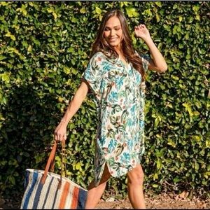 LOST + WANDER Luau on the Beach TUNIC M/L NWT $118